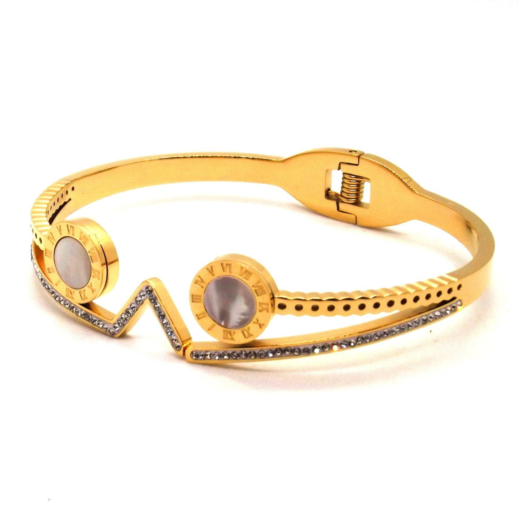 Toptan Altın Renk Çelik Çift Beyaz Sedefli Roma Detaylı V Çok Taşlı Kelepçe Bileklik 679 4 Toptan Altın Renk Çelik Çift Beyaz Sedefli Roma Detaylı V Çok Taşlı Kelepçe Bileklik 679 - Görsel 2