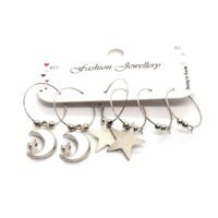 Toptan Gümüş Renk Beyaz Mineli Hilal Figurlu Kombin Küpe 647