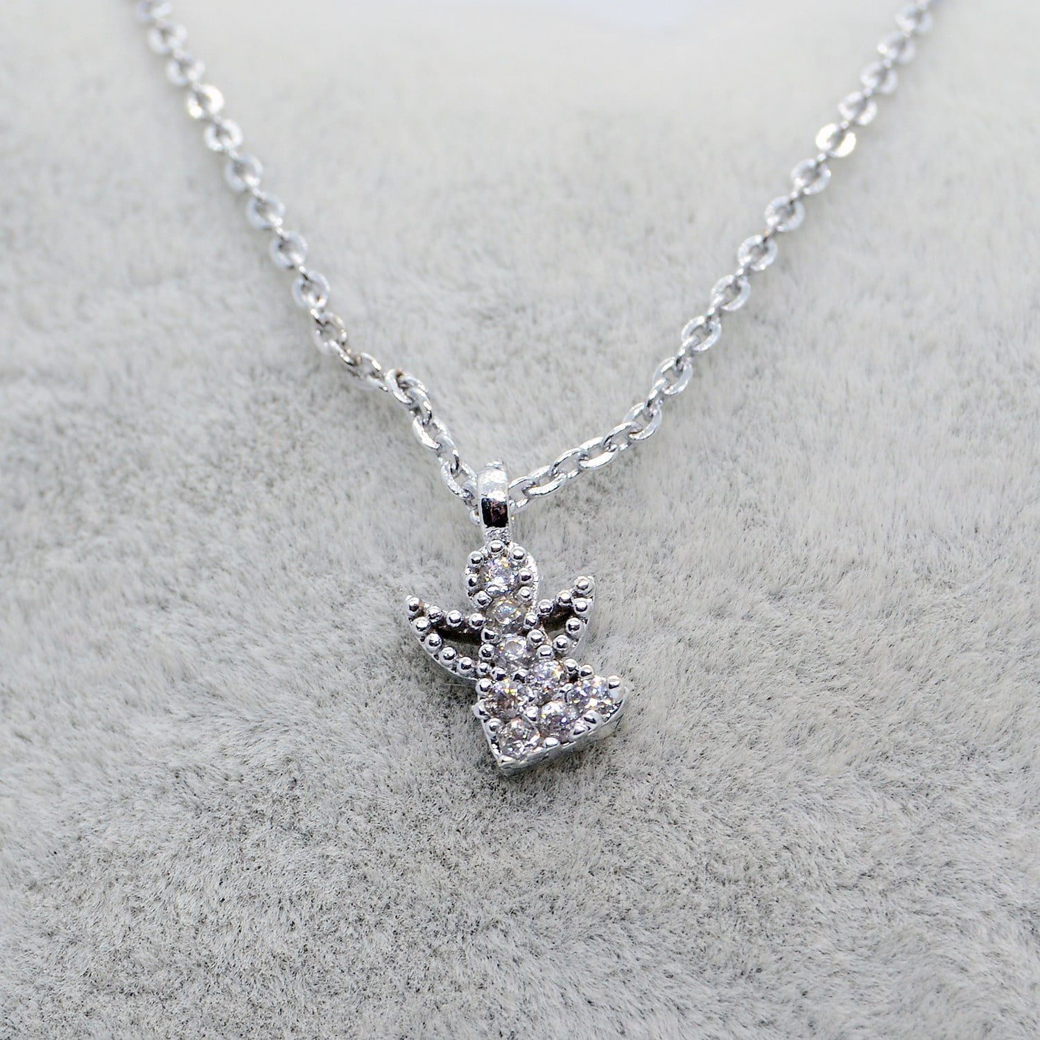 Toptan Gümüş Renk Zirkon Taşlı Melek Kolye 778 3 Toptan Gümüş Renk Zirkon Taşlı Melek Kolye 778