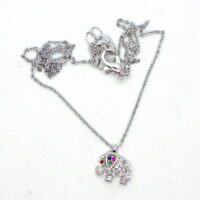 Alternative view of Toptan Gümüş Renk Zirkon Taşlı Fil Desenli Beyaz Taşlı Kolye 942