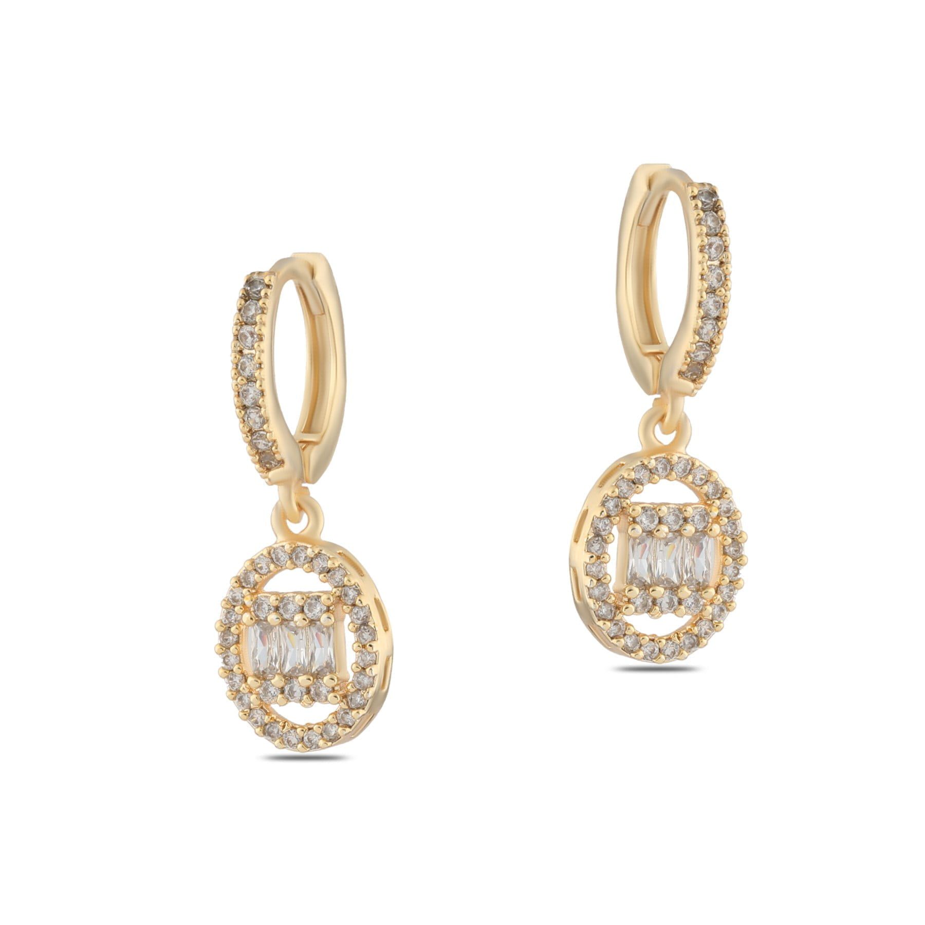 Toptan Altın Renk Mengeç Sallantılı Zirkon Küpe - 1331 3 Toptan Altın Renk Mengeç Sallantılı Zirkon Küpe - 1331