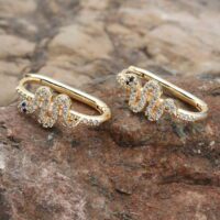 Toptan Altın Renk Mengeç Zirkon Küpe - 1252 7 b33382d81d7d4f7d98245ee59d31cf42-toptan taki