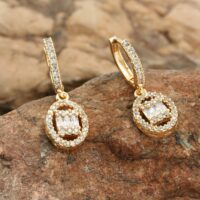 Toptan Altın Renk Mengeç Sallantılı Zirkon Küpe - 1331 7 c01a28e3c5b04e7c8a2408d5ba9ccf52-toptan taki