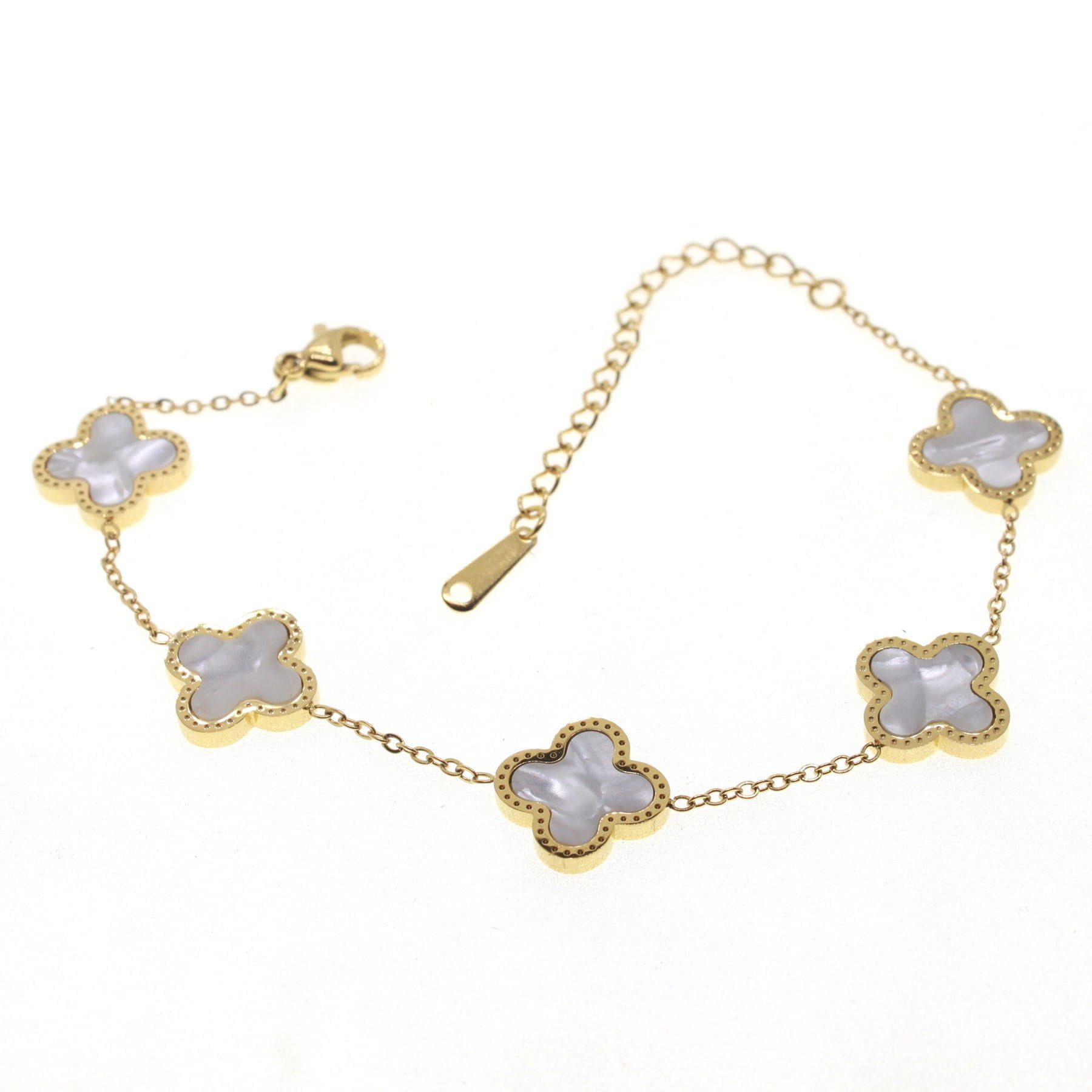 Toptan Altın Renk Beyaz Sedef Yonca Motif Çelik Bileklik - 1555 3 Toptan Altın Renk Beyaz Sedef Yonca Motif Çelik Bileklik - 1555