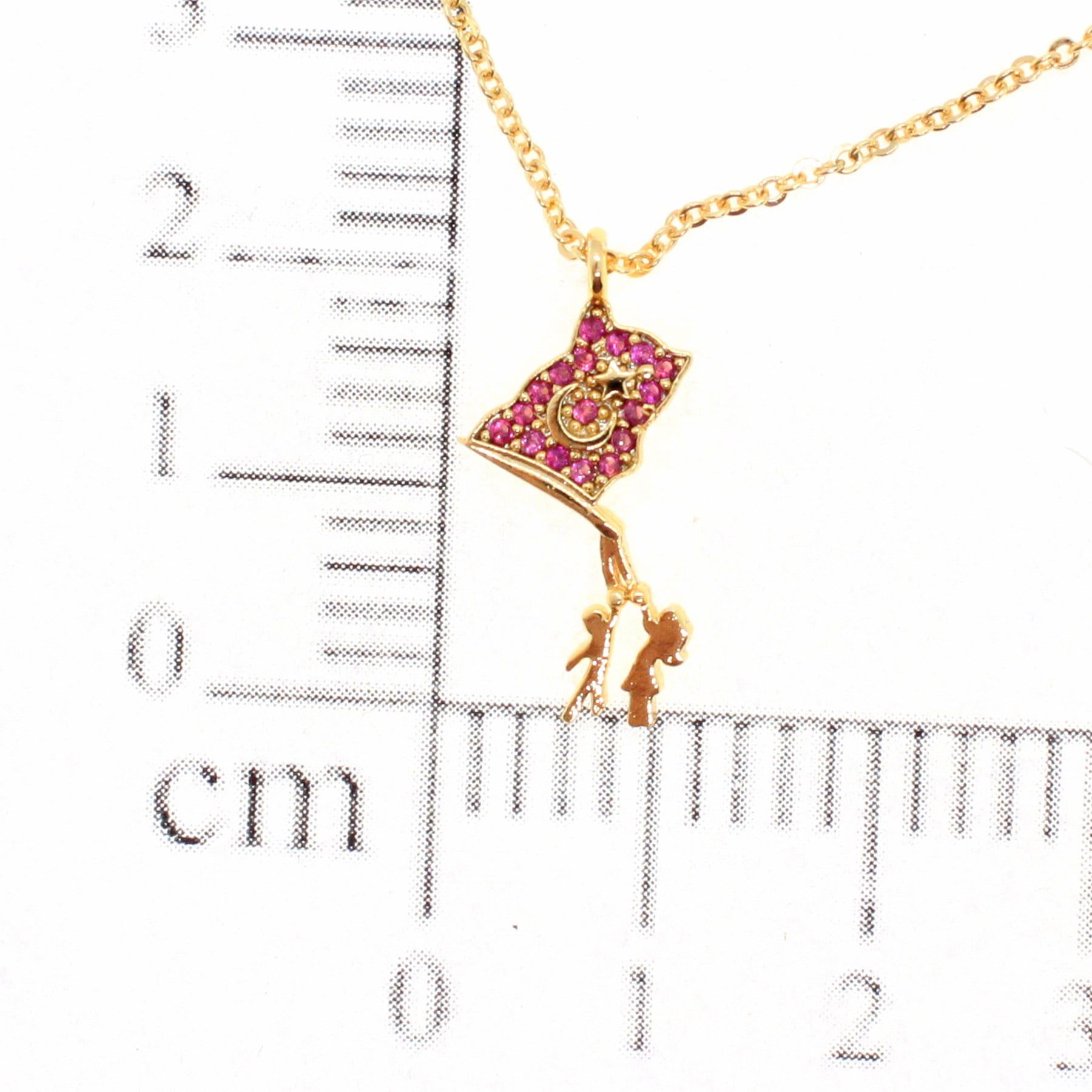 Toptan Altın Renk Zirkon Taşlı Bayrak Çocuk Model Zirkon Kolye - 1790 3 Toptan Altın Renk Zirkon Taşlı Bayrak Çocuk Model Zirkon Kolye - 1790