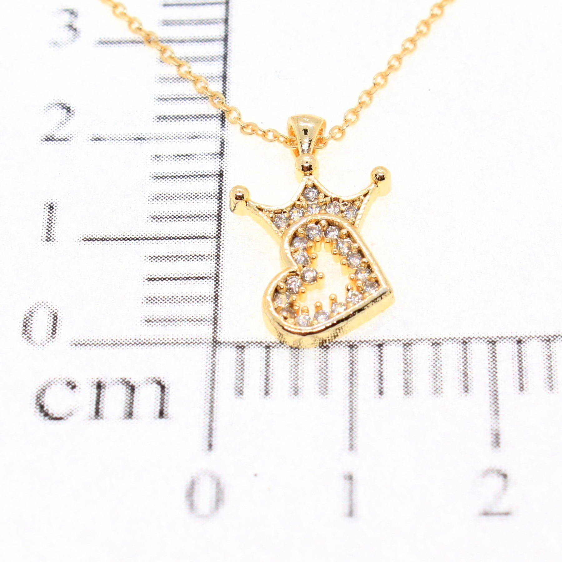 Toptan Altın Renk Zirkon Taşlı Kalp Taç Model Zirkon Kolye - 1783 3 Toptan Altın Renk Zirkon Taşlı Kalp Taç Model Zirkon Kolye - 1783