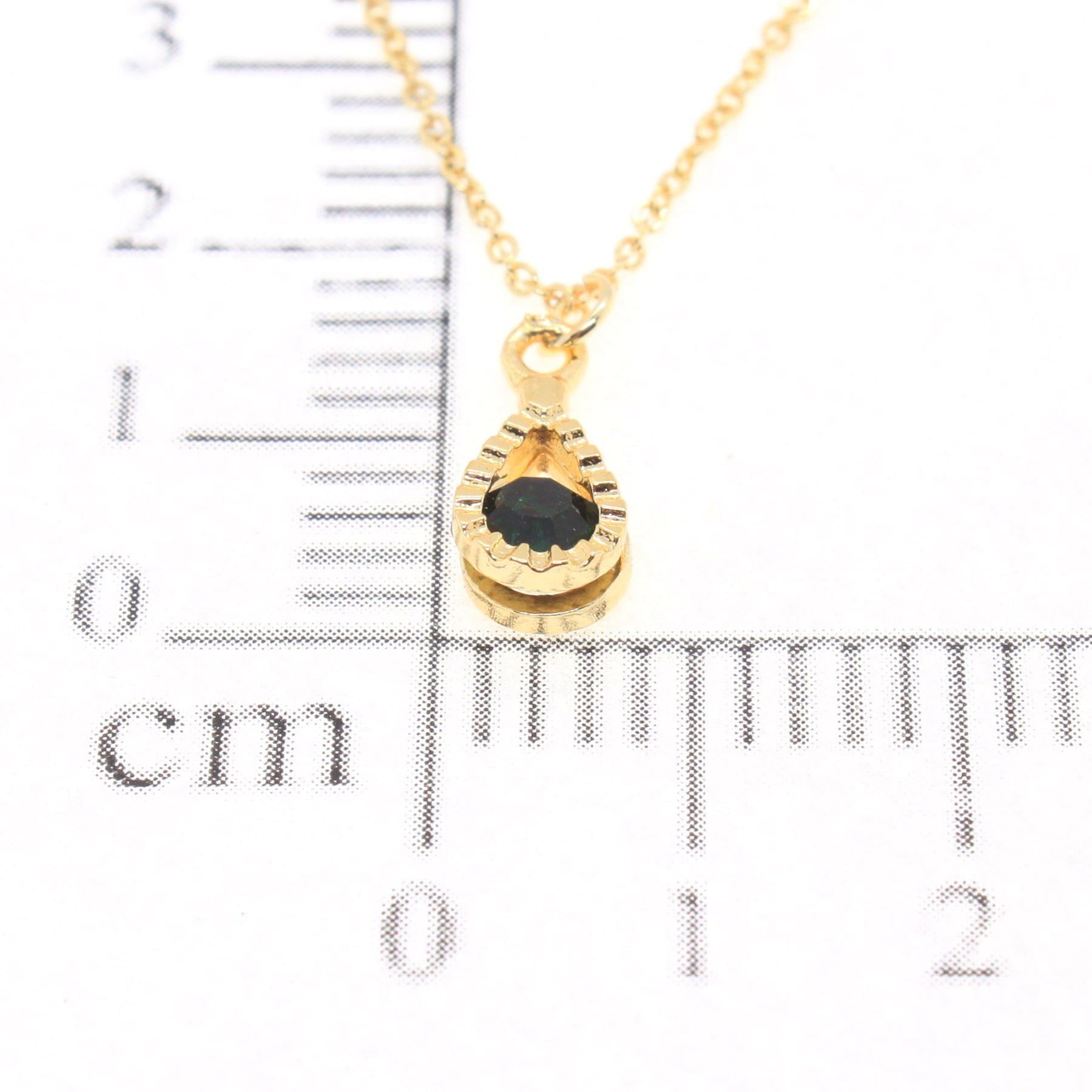 Toptan Altın Renk Yeşil Tek Taşlı Zirkon Taşlı Damla Model Zirkon Kolye - 1782 3 Toptan Altın Renk Yeşil Tek Taşlı Zirkon Taşlı Damla Model Zirkon Kolye - 1782