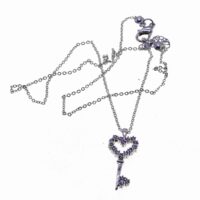 Alternative view of Toptan Gümüş Renk Anahtar Model Zirkon Kolye  - 2310