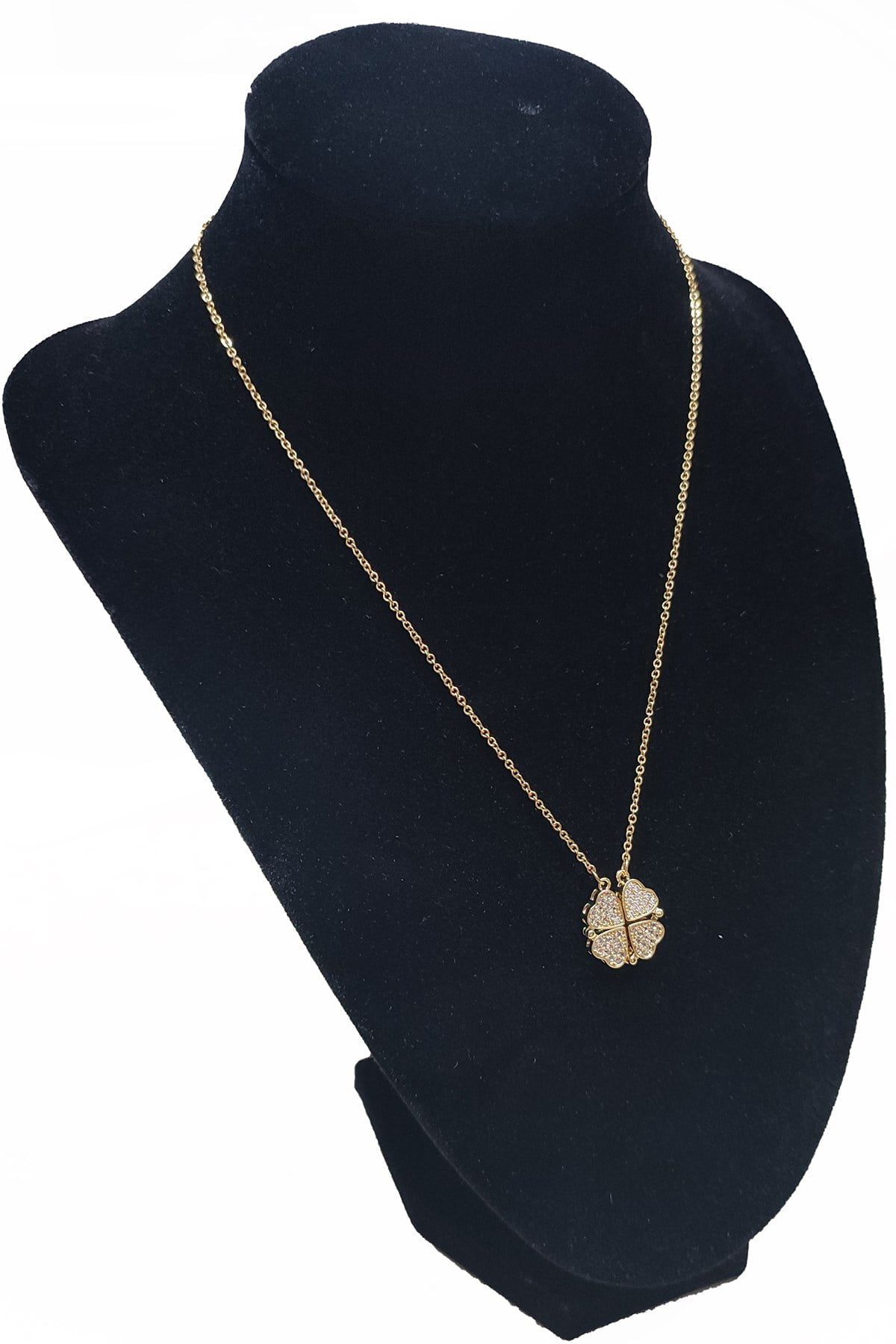 Toptan Altın Renk Hareketli Kapalı İken Mıknatıslı Yonca Açılınca Sıralı Kalp Çelik Kolye - 2550 4 Toptan Altın Renk Hareketli Kapalı İken Mıknatıslı Yonca Açılınca Sıralı Kalp Çelik Kolye - 2550 - Görsel 2