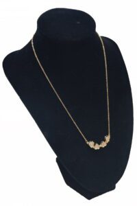 Toptan Altın Renk Hareketli Kapalı İken Mıknatıslı Yonca Açılınca Sıralı Kalp Çelik Kolye - 2550 7 64827e15f82a483b9613b168cff10ccb-toptan taki