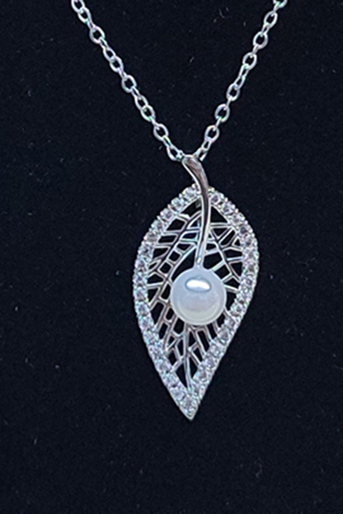 Toptan Gümüş Renk Yaprak İncili Çelik Kolye - 2534 3 Toptan Gümüş Renk Yaprak İncili Çelik Kolye - 2534