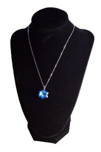 Toptan Altın Renk Mavimsi Kartanesi Çelik Kolye - 2455 7 f9256dd6d8a740babe85e78c56ee5317-toptan taki