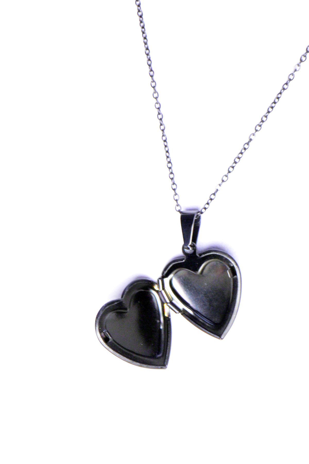 Toptan Siyah Renk Kalp Açılan Çerçeve Kapaklı Çelik Kolye - 2460 8 Toptan Siyah Renk Kalp Açılan Çerçeve Kapaklı Çelik Kolye - 2460 - Görsel 6