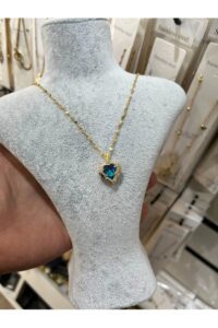 Toptan Altın Renk Singapur Zincirde Mavi Taşlı Kalpli Gezegen Vip Solmaz Kararmaz Çelik Kolye - 3068