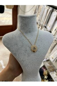 Toptan Altın Renk Sf Zincir Temalı Zirkon Taşlı Kalpli Kadın Vip Solmaz Kararmaz Çelik Kolye - 3061