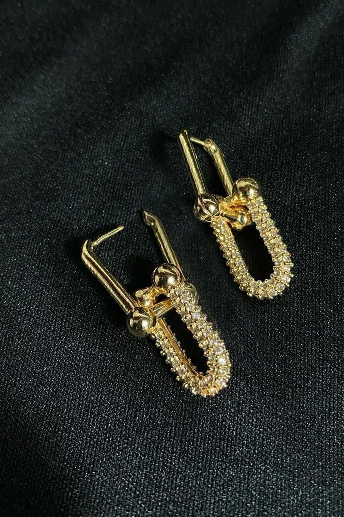 Toptan Altın Renk Zirkon Taşlı Tiffany Blanca Zirkon Küpe - 3205 3 Toptan Altın Renk Zirkon Taşlı Tiffany Blanca Zirkon Küpe  - 3205 - Görsel 2