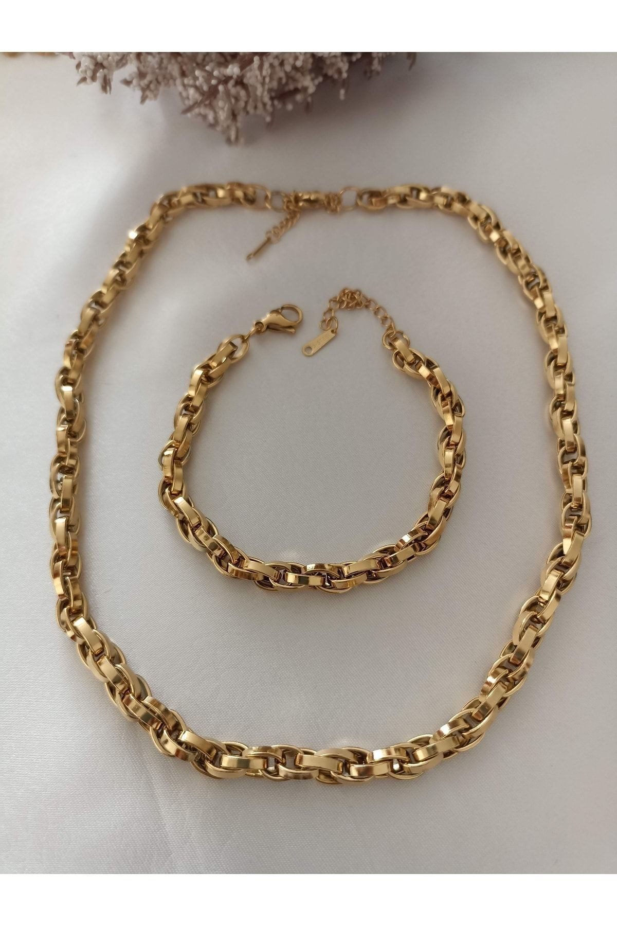 Toptan Altın Renk Çelik İç İçe Geçmeli Halat Unisex Kararmaz Kolye Ve Bileklik Çelik Set - 3212 4 Toptan Altın Renk Çelik İç İçe Geçmeli Halat Unisex Kararmaz Kolye Ve Bileklik Çelik Set - 3212 - Görsel 2