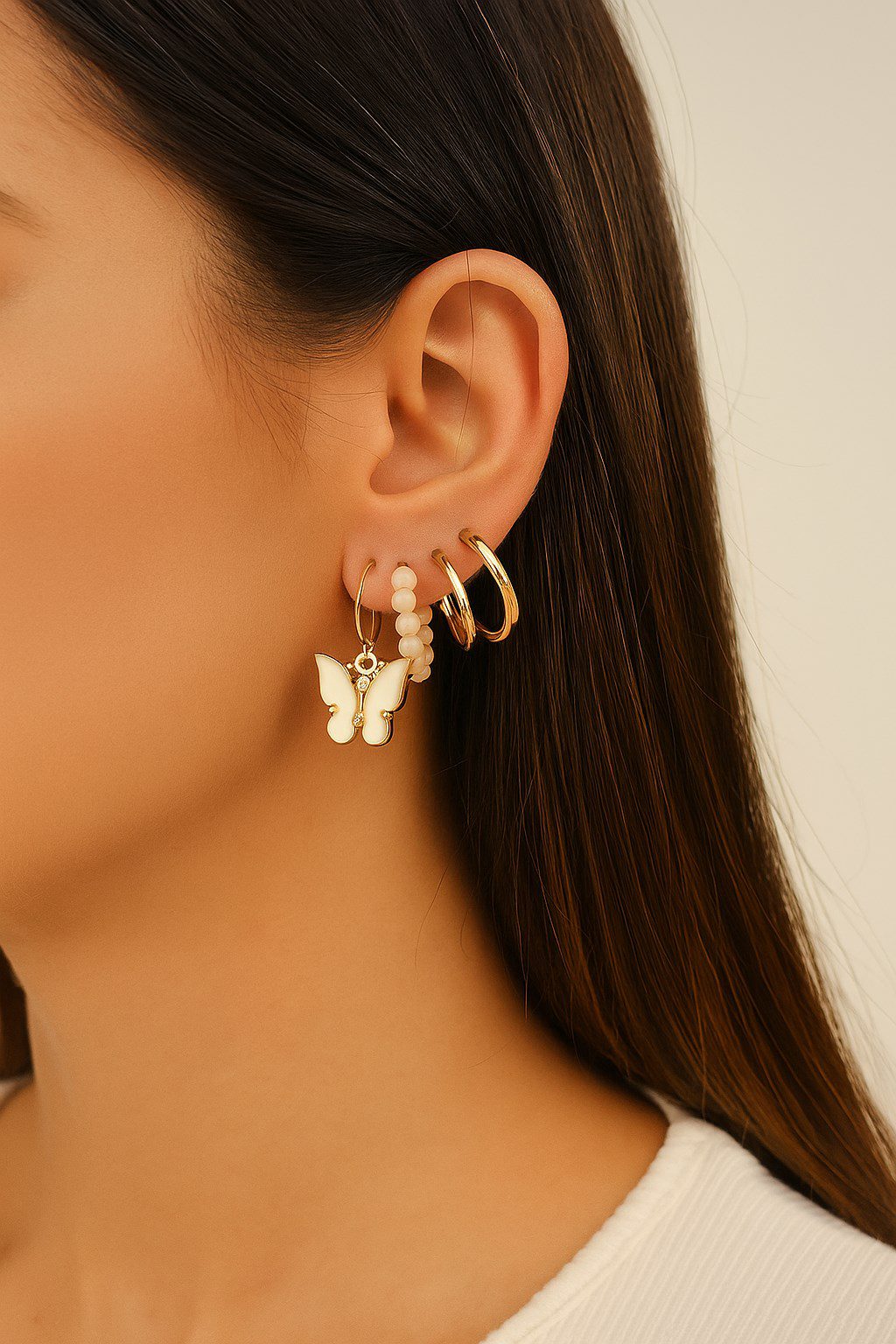 Toptan Altın Renk Kadın 6 'lı Beyaz Kelebek Zirkon Küpe Seti - 2923 3 Toptan Altın Renk Kadın 6 'lı Beyaz Kelebek Zirkon Küpe Seti - 2923