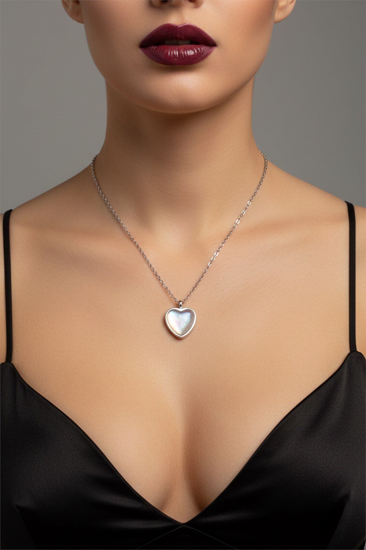 Toptan Gümüş Renk Beyaz Taş Kalp Model Sf Zincir Çelik Kolye - 3797 3 Toptan Gümüş Renk Beyaz Taş Kalp Model Sf Zincir Çelik Kolye -  3797