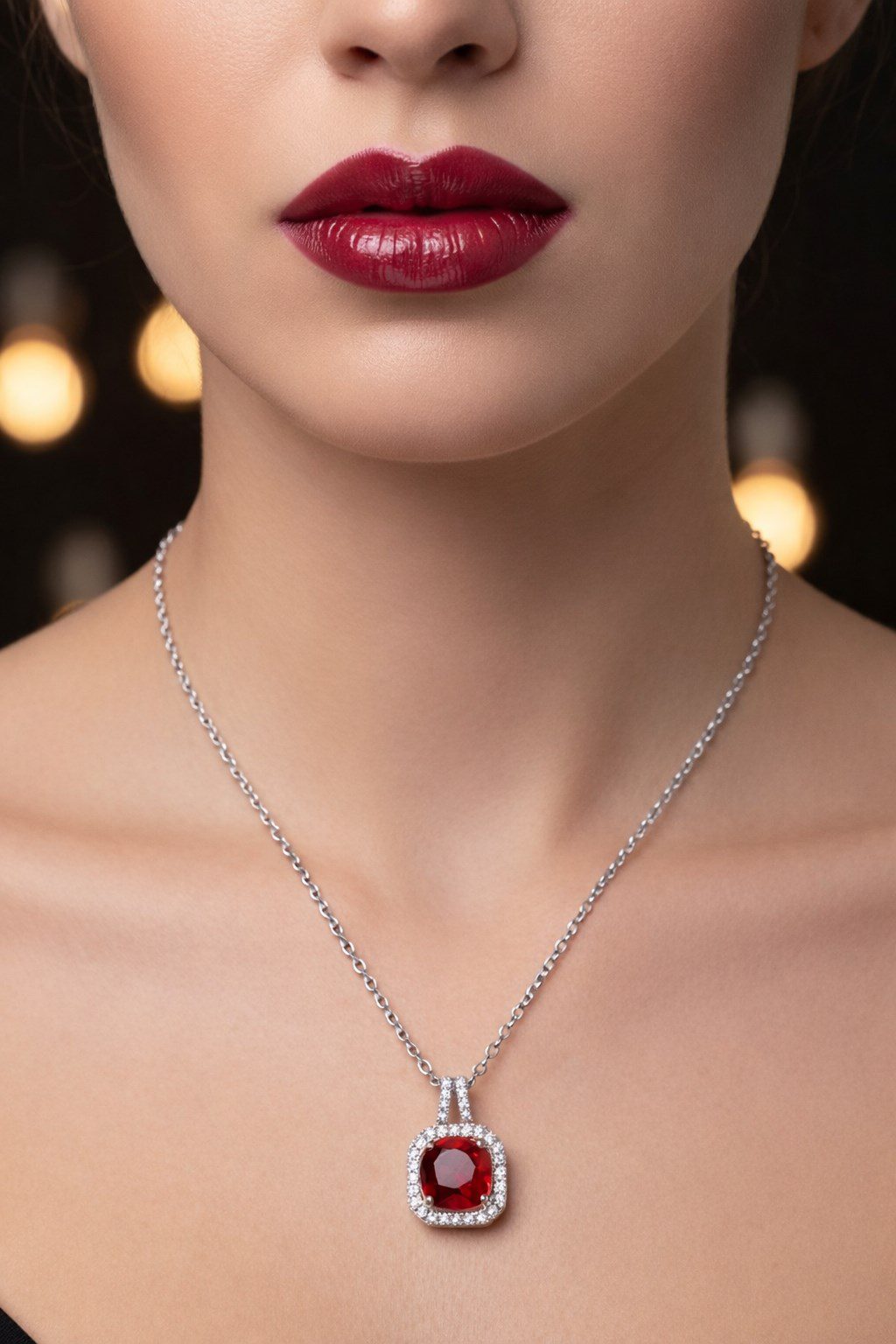 Toptan Gümüş Renk Kare Bordo Taş Sf Zincir Çelik Kolye - 3864 3 Toptan Gümüş Renk Kare Bordo Taş Sf Zincir Çelik Kolye - 3864