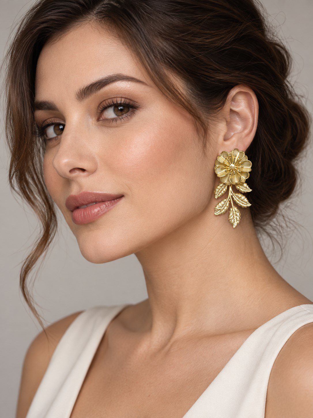 Toptan Altın Renk Zara Model Dal Yaprak Detaylı Çiçek Figürlü Çelik Küpe - 3966 5 Toptan Altın Renk Zara Model Dal Yaprak Detaylı Çiçek Figürlü Çelik Küpe - 3966 - Görsel 3