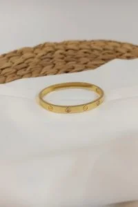 Alternative view of Toptan Alaşım kartier Kelepçe Taşlı Bileklik Gold