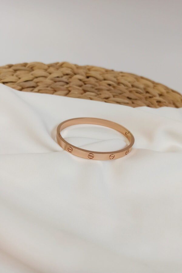 Toptan Unisex Alaşım kartier Kelepçe Bileklik Rose - Görsel 3
