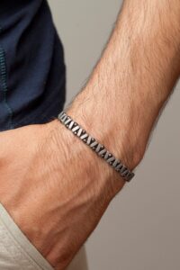 Toptan Zikzak Model Hematit Doğaltaş Füme Görünümlü Erkek Bileklik Unisex