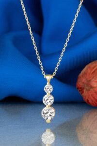 Toptan Altın Renk Kolye Zirkon Taşlı Üçtaş Süzme Bayan Kolye 1052