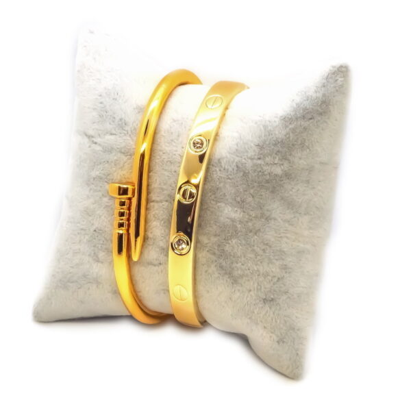 Toptan Altın Renk Çivi Ve Taşlı Cartier Bileklik Set 943 - Görsel 2