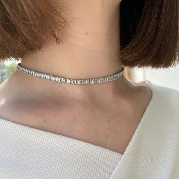 Toptan Gümüş Renk Zirkon Baget Taşlı Choker Kolye - 2115 - Görsel 3