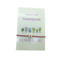 Toptan Altın Renk Kırmızı İp Kelebek Beyaz Mineli Arkadaş Şans Bilekliği - 2285