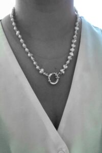 Toptan Gümüş Renk Kadın Barok Kilit Dümen İncili Kolye - 2910 14 cfd4ca378c8946aa828ef839a0e0b197-toptan taki