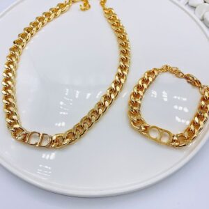 Toptan Altın Renk Kombin  Cd Harfli Christian Dior Model Kalın Zincir Kolye Bileklik Set  - 3008