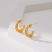 Toptan Altın Renk Çizgi Halka Küpe Vip Kararmaz Solmaz Çelik Küpe - 3026 13 9dee9c36197e496694e310eb84e885e8-toptan taki