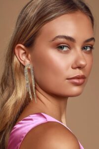 Toptan Altın Renk Zirkon Püsküllü Sallantılı Kına Düğün Nişan Abiye Küpe - 3122