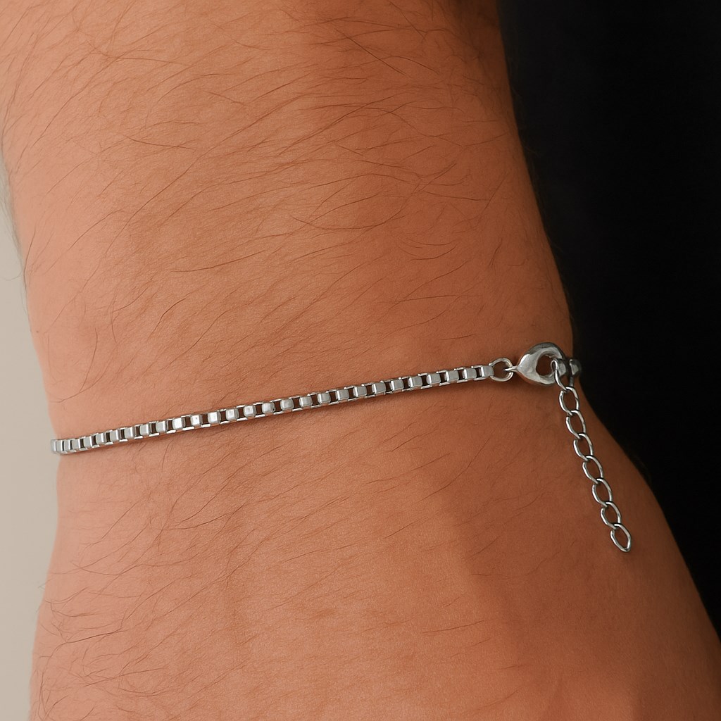 Toptan Gümüş Renk Iç Içe Geçmeli 1 Mm. Kutu Zincir Asansör Unisex Erkek Çelik Bileklik -  3382