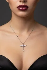 Toptan Gümüş Renk Pembe Taş Kanat Anahtar Model Sf Zincir Çelik Kolye -  3815