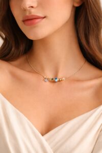 Toptan Altın Renk Beyaz Mineli Balık Pandora Model Zirkon Kolye - 2988