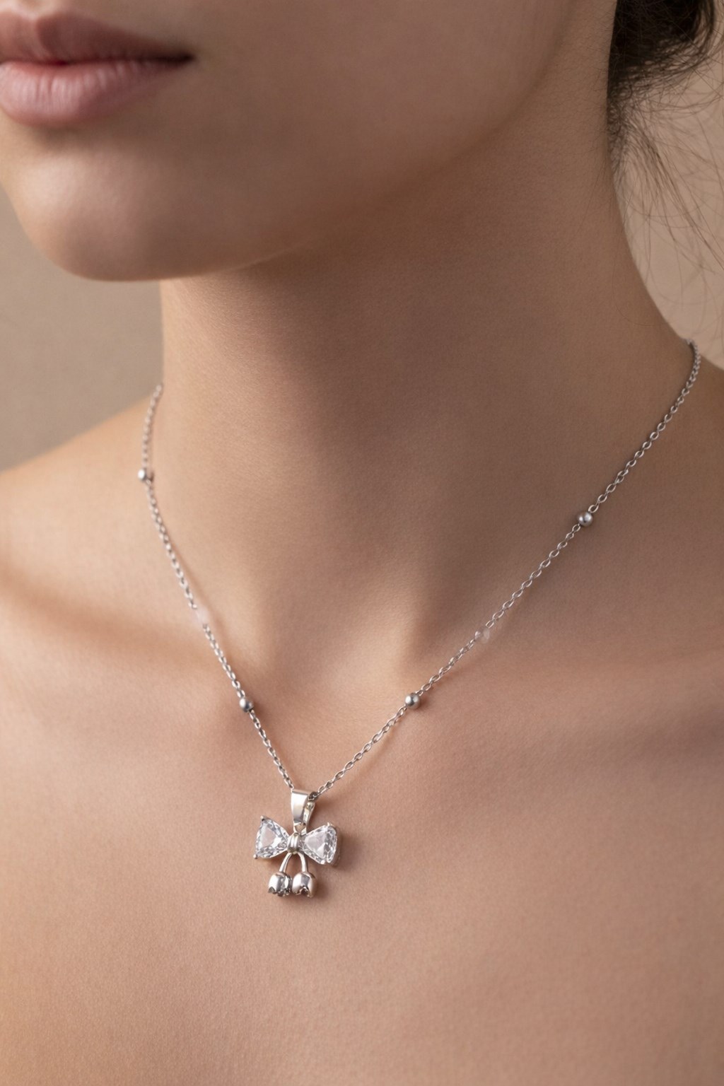 Toptan Gümüş Renk Kalp Fiyonk Model Top Zincir Çelik Kolye- 3854 4 Toptan Gümüş Renk Kalp Fiyonk Model Top Zincir Çelik Kolye- 3854 - Görsel 2