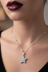 Toptan Gümüş Renk Yıldız Model Top Zincir Çelik Kolye - 3856 5 8fd6241e47b1431bab7c83e1f744f391-toptan taki