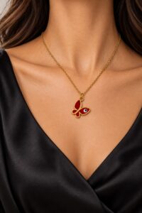 Toptan Altın Renk Kırmızı Kelebek Çelik Kolye - 3998 6 Toptan Altın Renk Kırmızı Kelebek Çelik Kolye - 3998 - Görsel 2